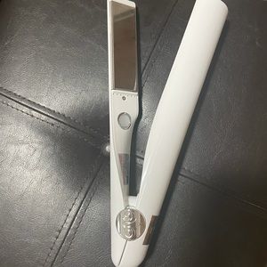 Tyme hair tool. Straightener/Curler